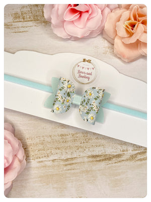 Small Turquoise Daisy Bow Band